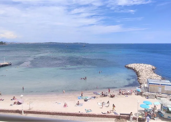 Amazing Sea View شقة *